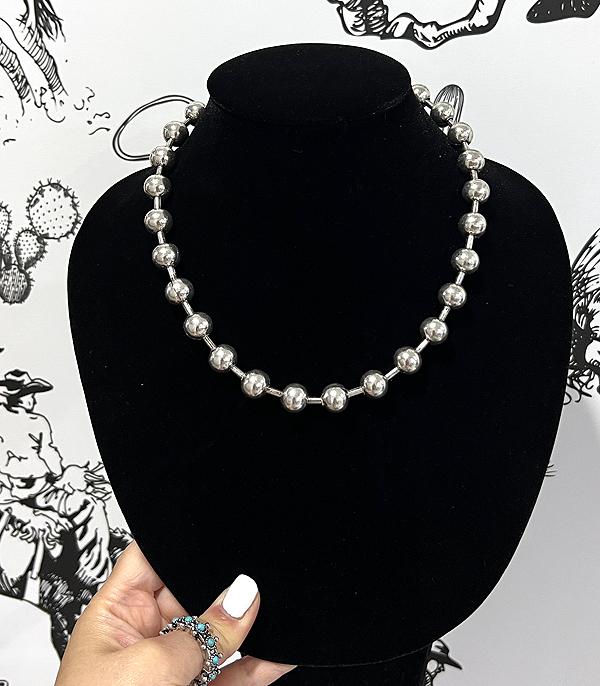 SOLVANG NECKLACE