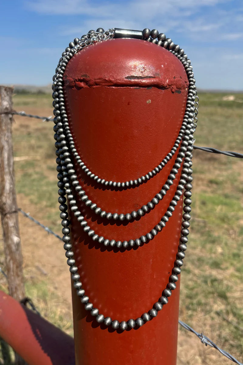 COWGIRL PEARLS NECKLACE