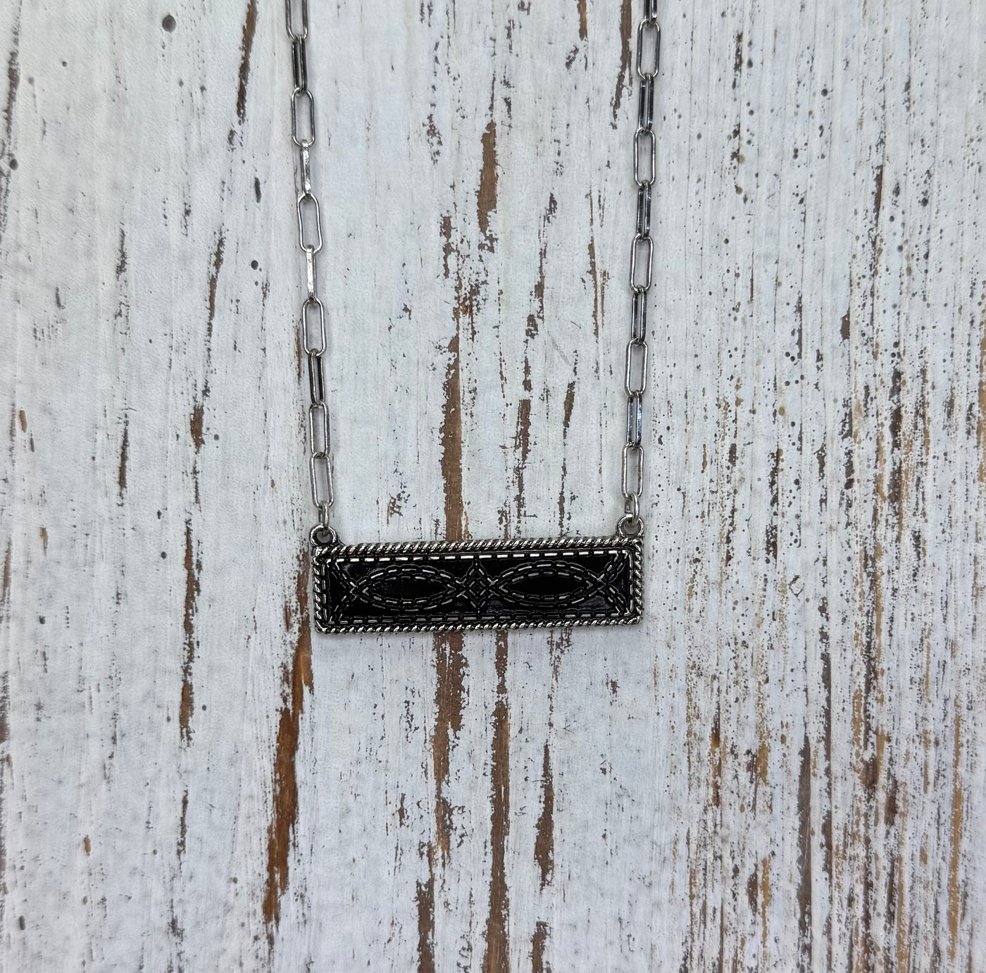 NEVADA CITY NECKLACE