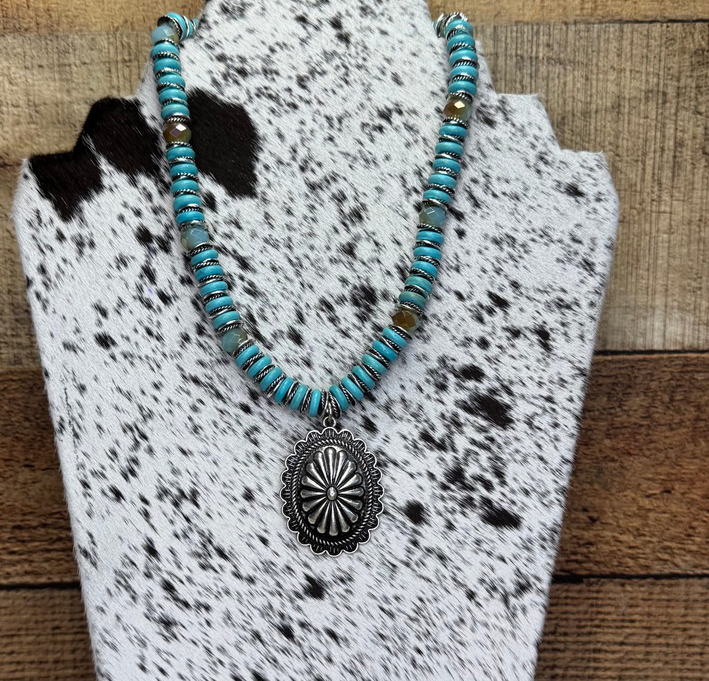 TIPTON NECKLACE