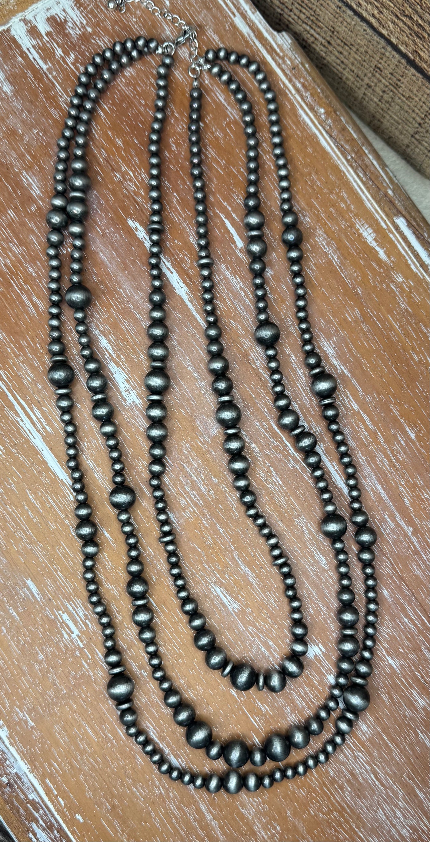 ROSS NECKLACE