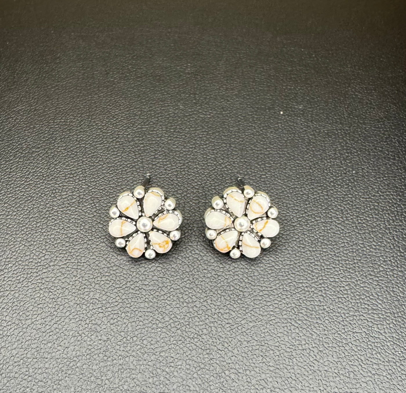 VISTA EARRINGS