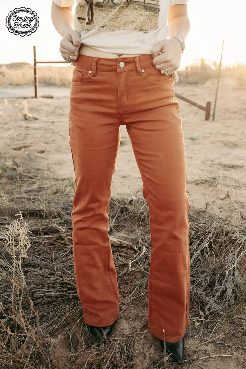 WALKING WEST DENIM - RUST